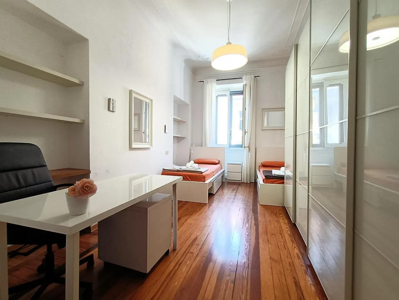 Appartement Sahi - Residenza Corso Italia Tre Camere, Due Bagni E Un Salone Milan Italie