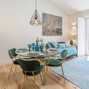 Cardal Deluxe Lisbon